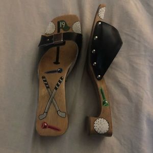 Dr. Scholl’s “T Taylor Designs” Golf motif sandals